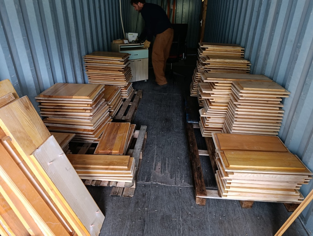 Planches en bois - essence frêne-olivier (prix/m2)